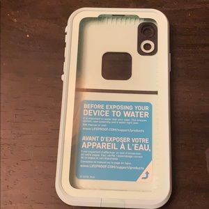 Iphone XR Lifeproof frie case